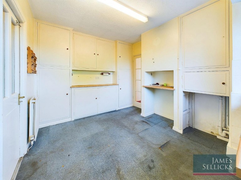 Images for Elizabeth Drive, Oadby, Leicestershire