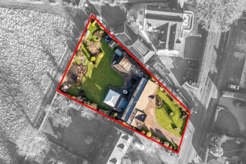 Click the photo for more details of Main Street, Carlton, CV13