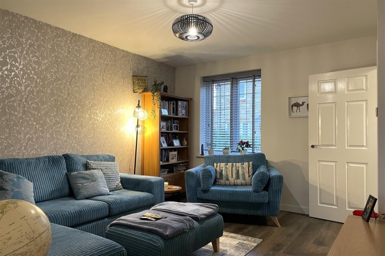 Images for Gamlin Close, Wellington