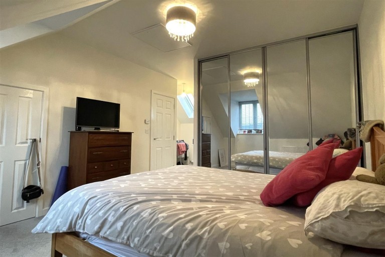 Images for Gamlin Close, Wellington