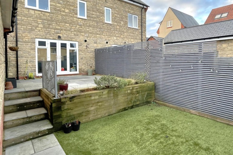 Images for Gamlin Close, Wellington