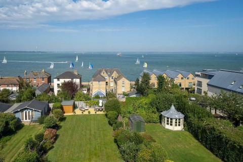 Click the photo for more details of Cowes, Isle of Wight