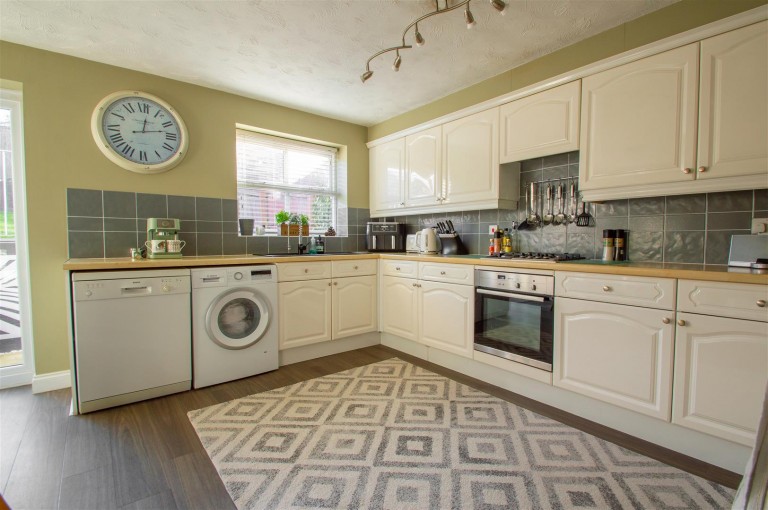 Images for Howard Close, Haverhill