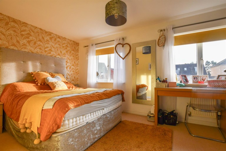 Images for Fennel Drive, Red Lodge