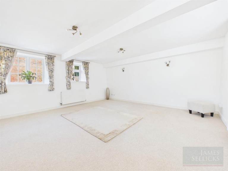 Images for Primrose Cottage, Hunting Lodge Mews, Cottingham, Market Harborough
