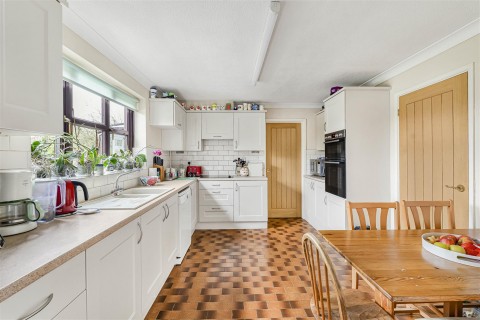 Click the photo for more details of Middle Green, Higham
