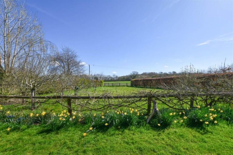 Images for Middle Green, Higham