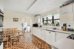 Images for Middle Green, Higham