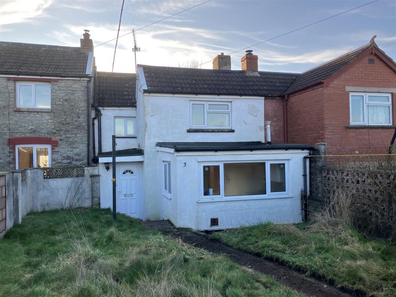 Click the photo for more details of West Buckland, Wellington