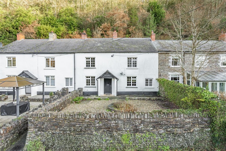 Click the photo for more details of Northmoor Road, Dulverton