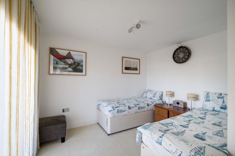 Images for Cowes, Isle Of Wight