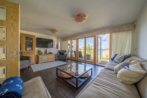 Click the photo for more details of Cowes, Isle Of Wight