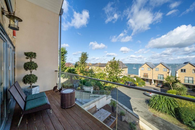 Images for Cowes, Isle Of Wight