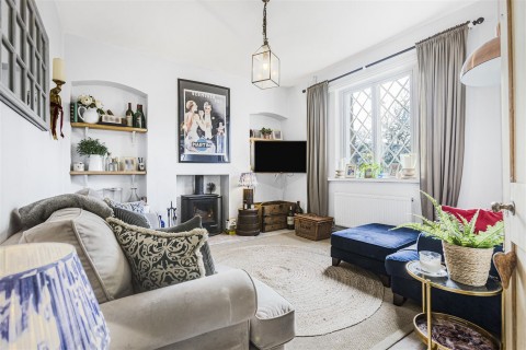 Click the photo for more details of Hill Road, Watlington
