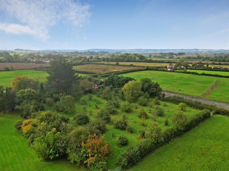 Images for Clyst St Mary, Exeter
