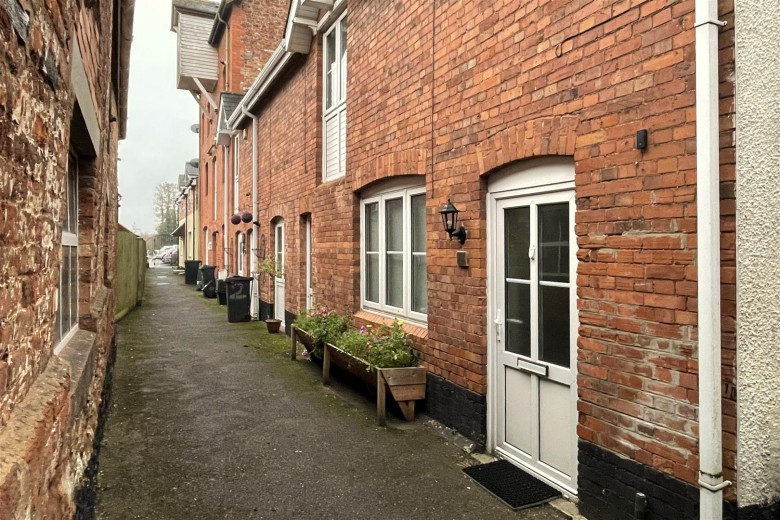 Click the photo for more details of High Street, Wellington