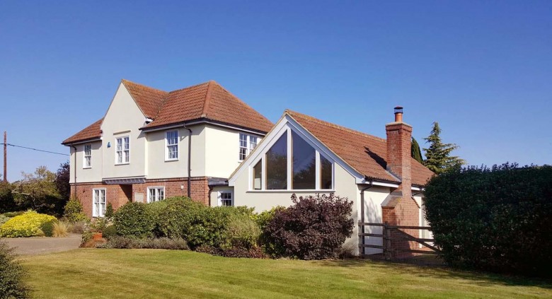 Click the photo for more details of Oakley Court, Wallingford
