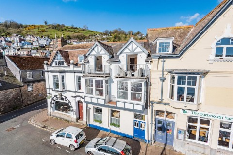 Click the photo for more details of South Embankment, Dartmouth