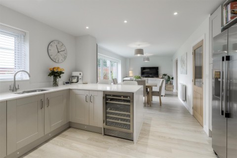Click the photo for more details of Wilson Close, Newton Regis, B79