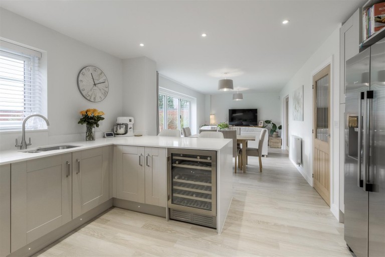 Images for Wilson Close, Newton Regis, B79