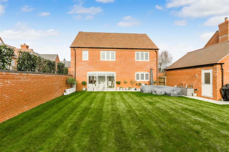 Images for Wilson Close, Newton Regis, B79