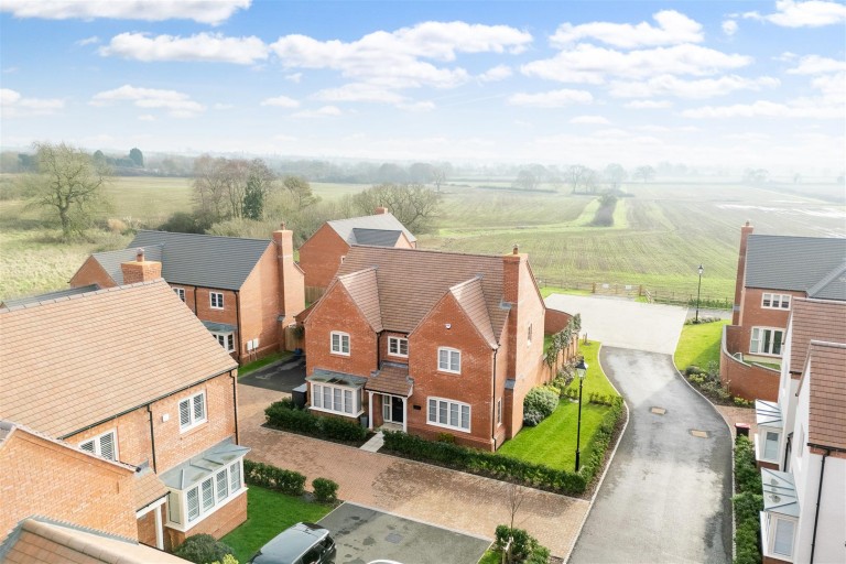 Images for Wilson Close, Newton Regis, B79