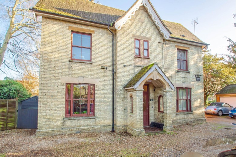 Click the photo for more details of Hamlet Road, Haverhill