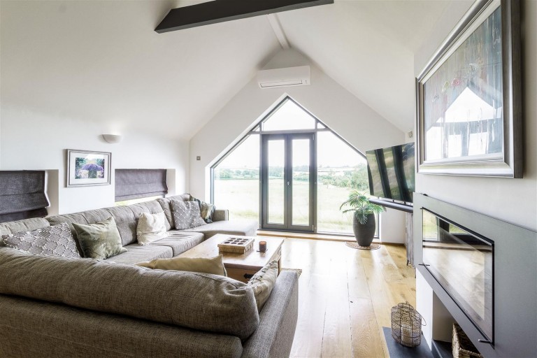 Images for Hall Lane, Odstone, CV13