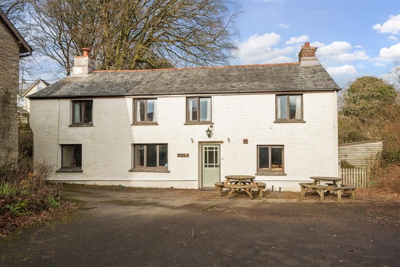 Click the photo for more details of Combe Martin, Ilfracombe