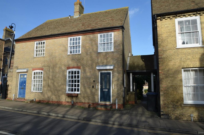 Click the photo for more details of Forehill, Ely
