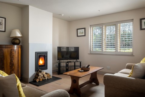 Click the photo for more details of Stow on the Wold, Gloucestershire