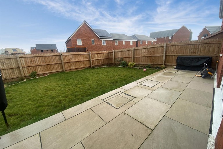 Images for Mindaro Way, Rugby