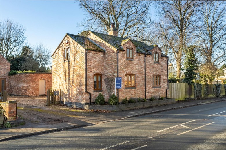 Click the photo for more details of Station Road, Broughton Astley, Leicester, LE9
