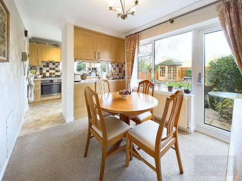 Click the photo for more details of Linford Close, Wigston, Leicestershire