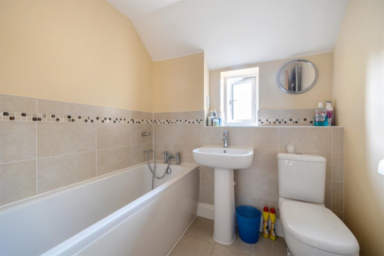 Images for Farthingstone Road, Litchborough, NN12