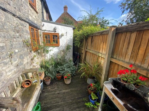 Click the photo for more details of Mudford, Yeovil