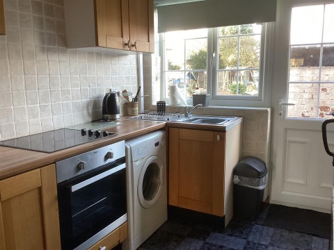 Click the photo for more details of Knowle Hill, Hurley, CV9
