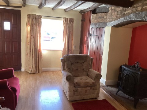 Click the photo for more details of Knowle Hill, Hurley, CV9