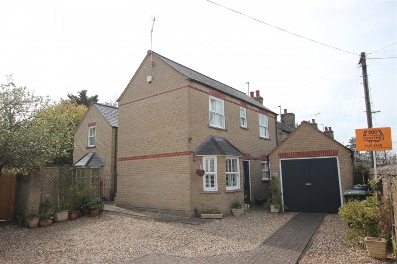 Click the photo for more details of Nutholt Lane, Ely