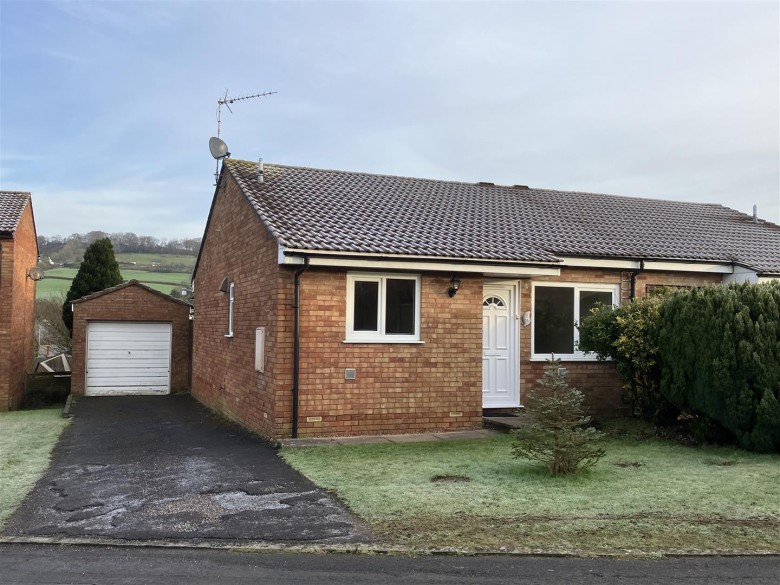 Click the photo for more details of Pencross View, Hemyock, Cullompton