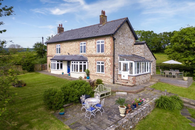 Click the photo for more details of Northleigh, Colyton