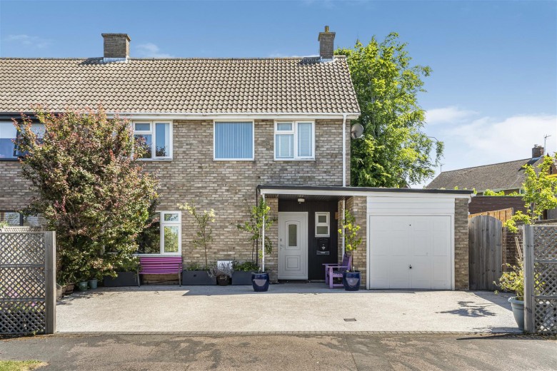 Click the photo for more details of Beaumont Crescent, Cambridge