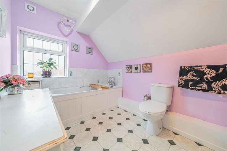 Images for Falcon View, Greens Norton, NN12