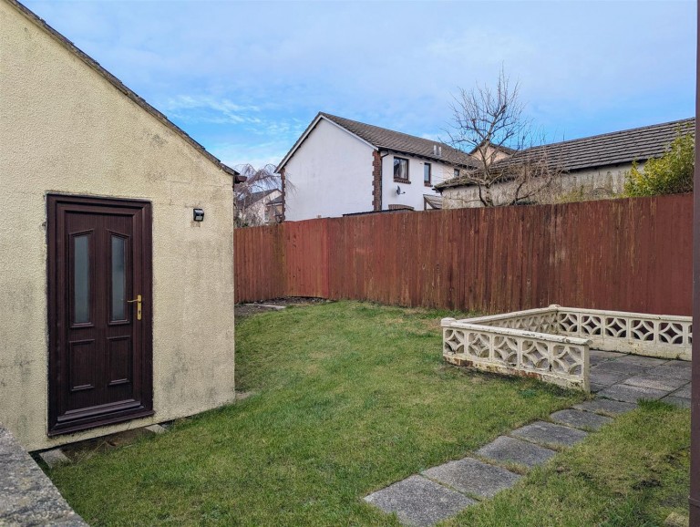 Images for Leaholes Avenue, Okehampton