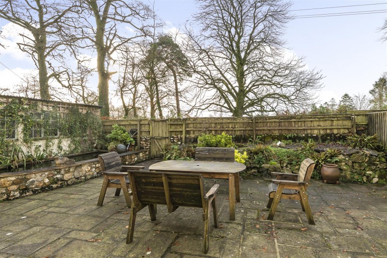 Images for Little Hemyock Place, Wellington