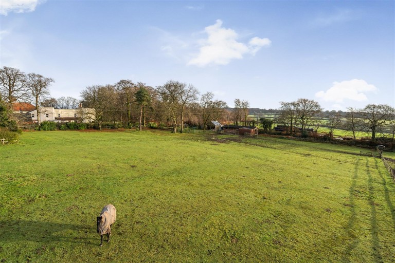 Images for Little Hemyock Place, Wellington