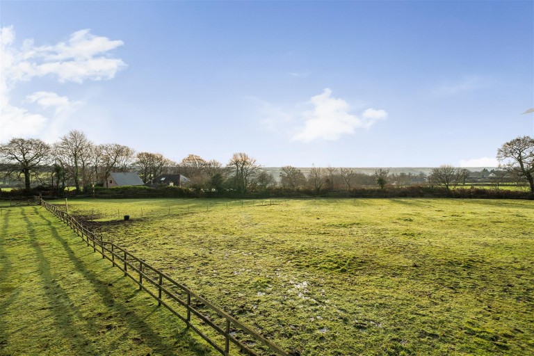 Images for Little Hemyock Place, Wellington