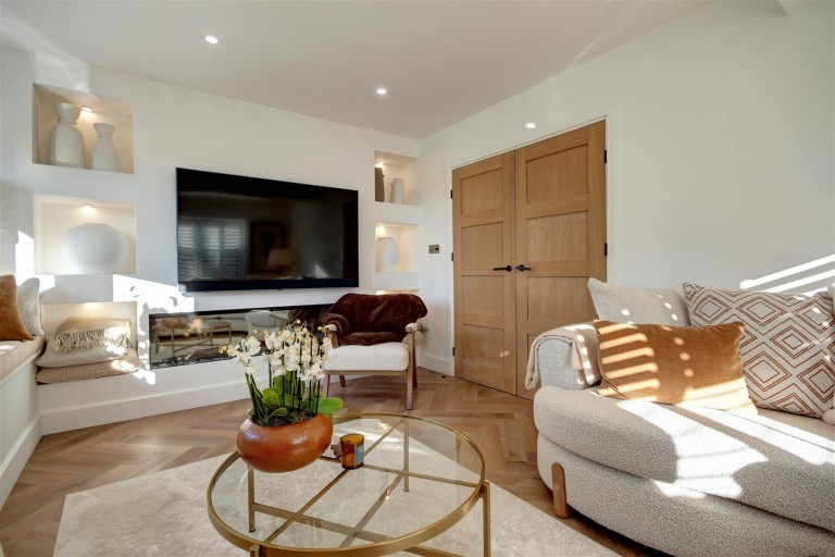 Images for Holly Tree Lodge, Wilbarston, Market Harborough