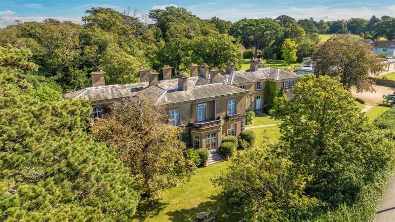 Click the photo for more details of Albert Cottage Hotel, Isle of Wight