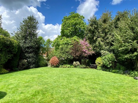 Click the photo for more details of Northfield End, Henley-On-Thames